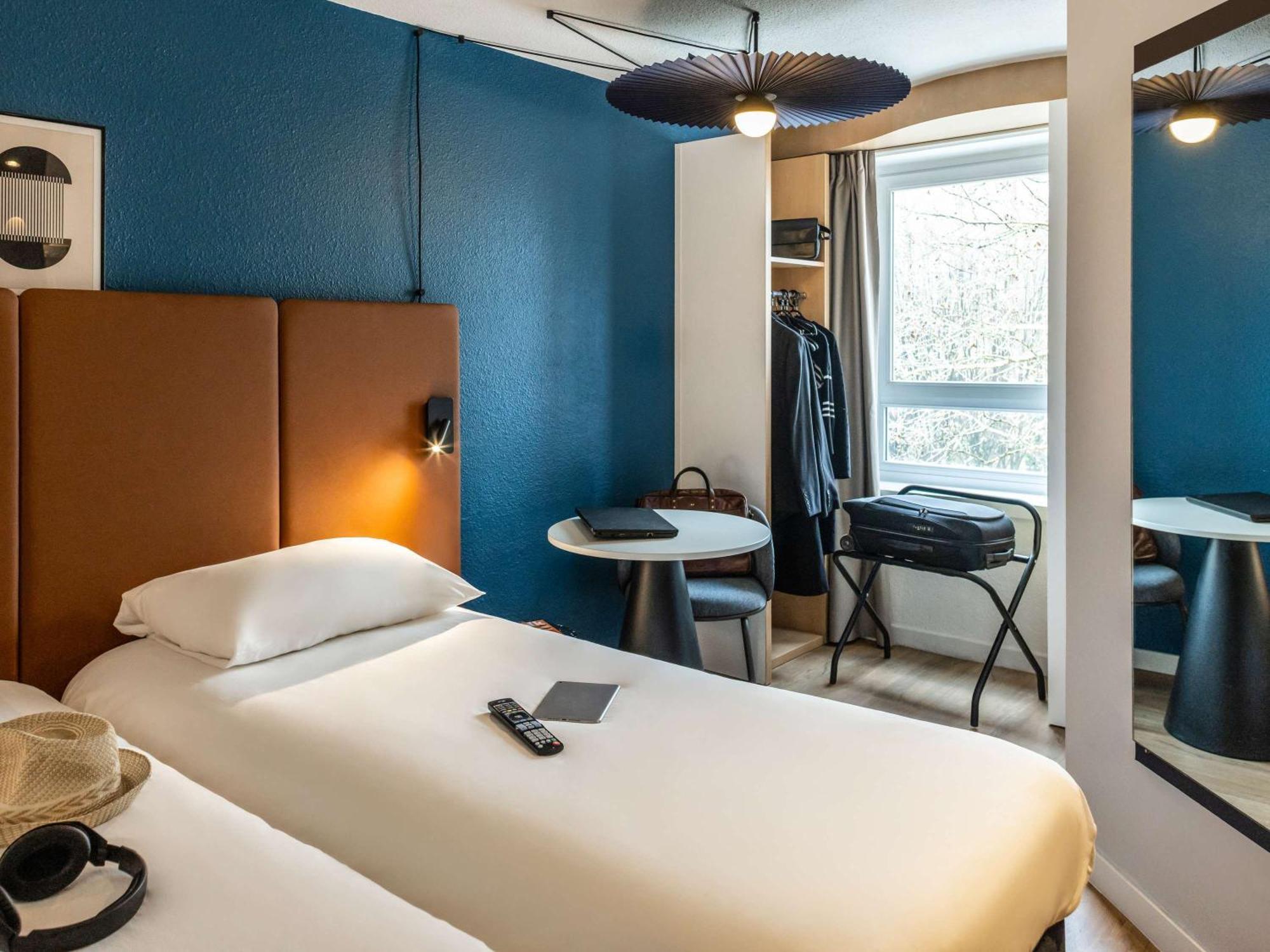 Ibis Pont Jumeaux Hotel