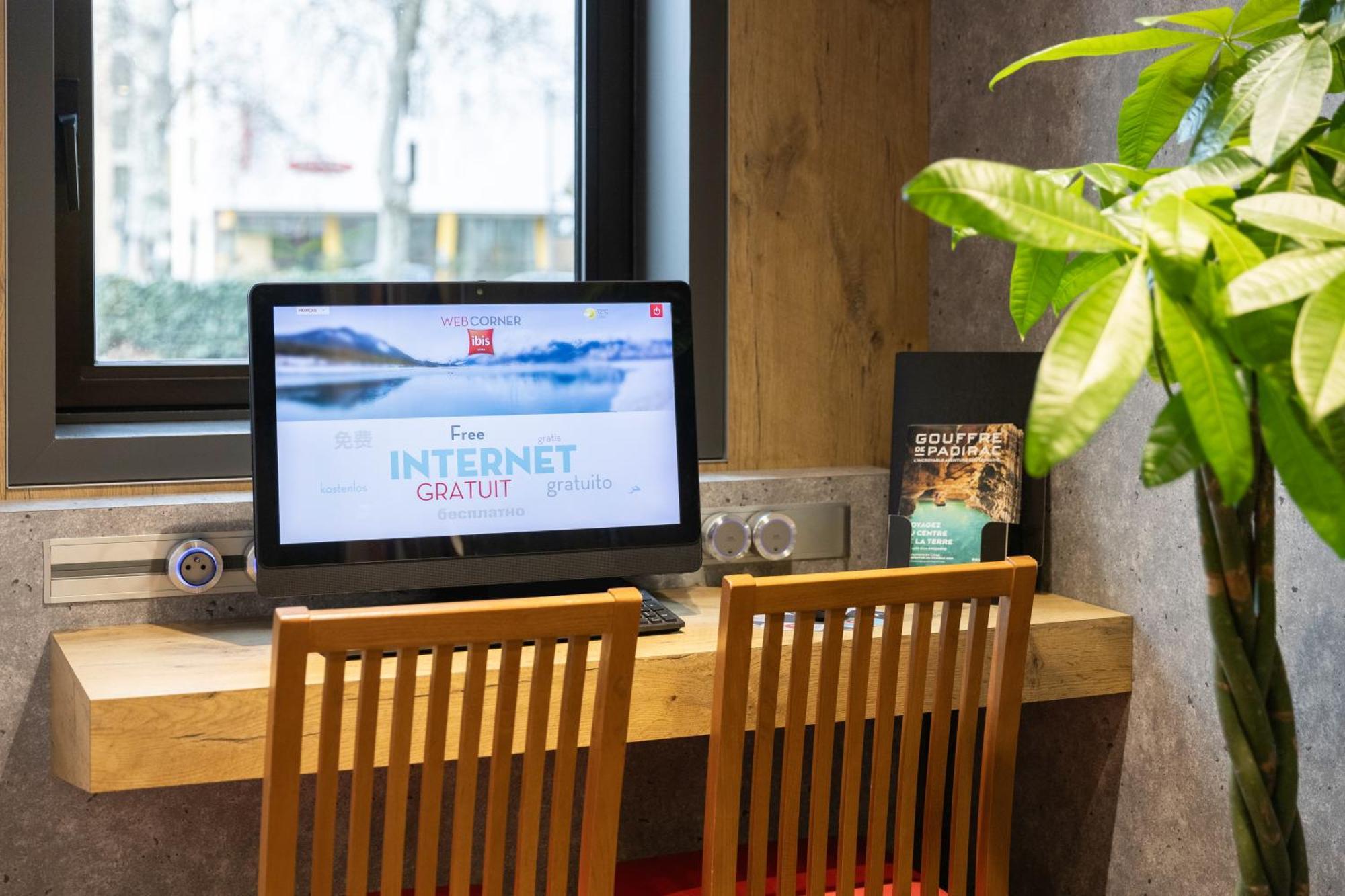 Hotel Ibis Pont Jumeaux