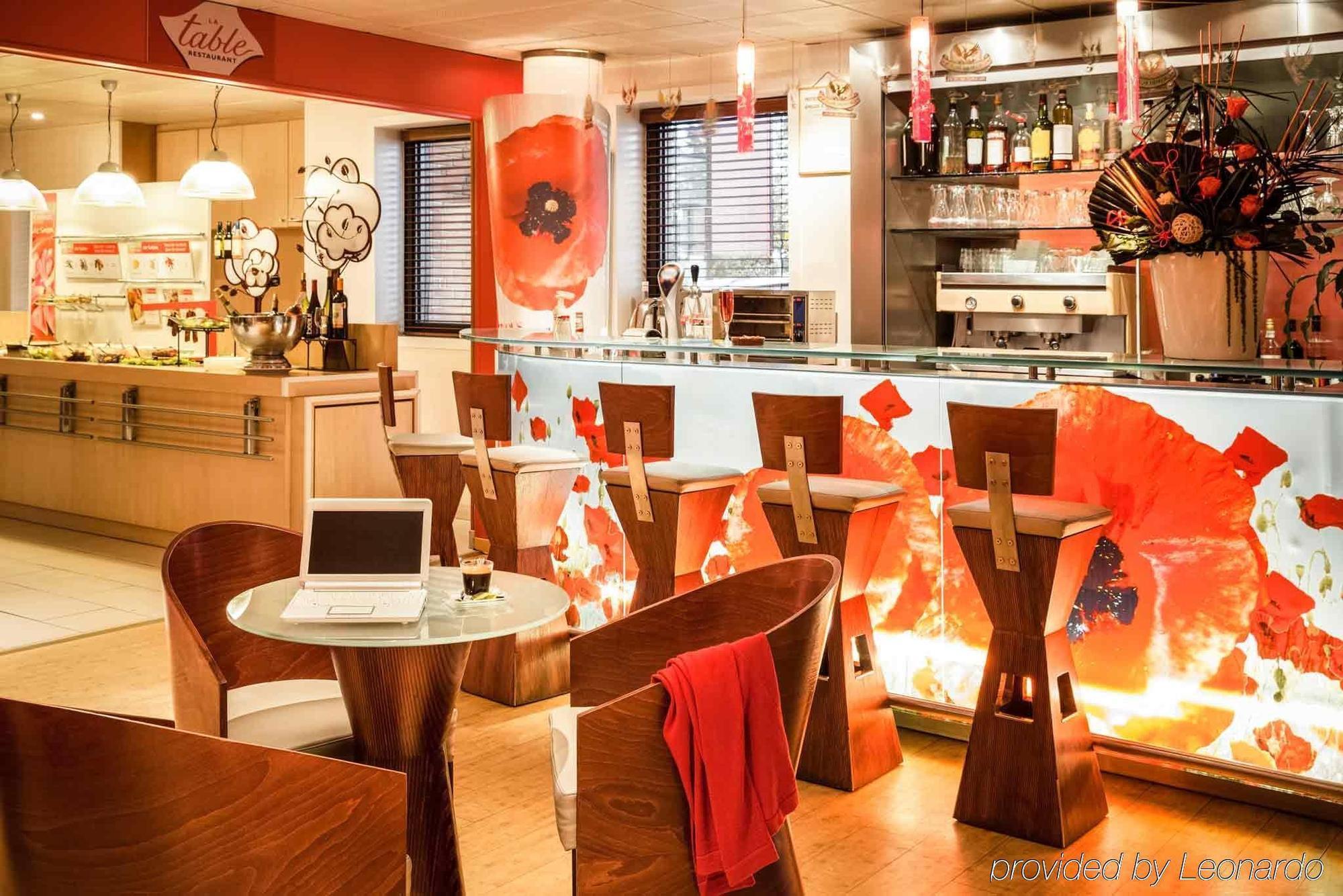 Ibis Pont Jumeaux Hotel 3*